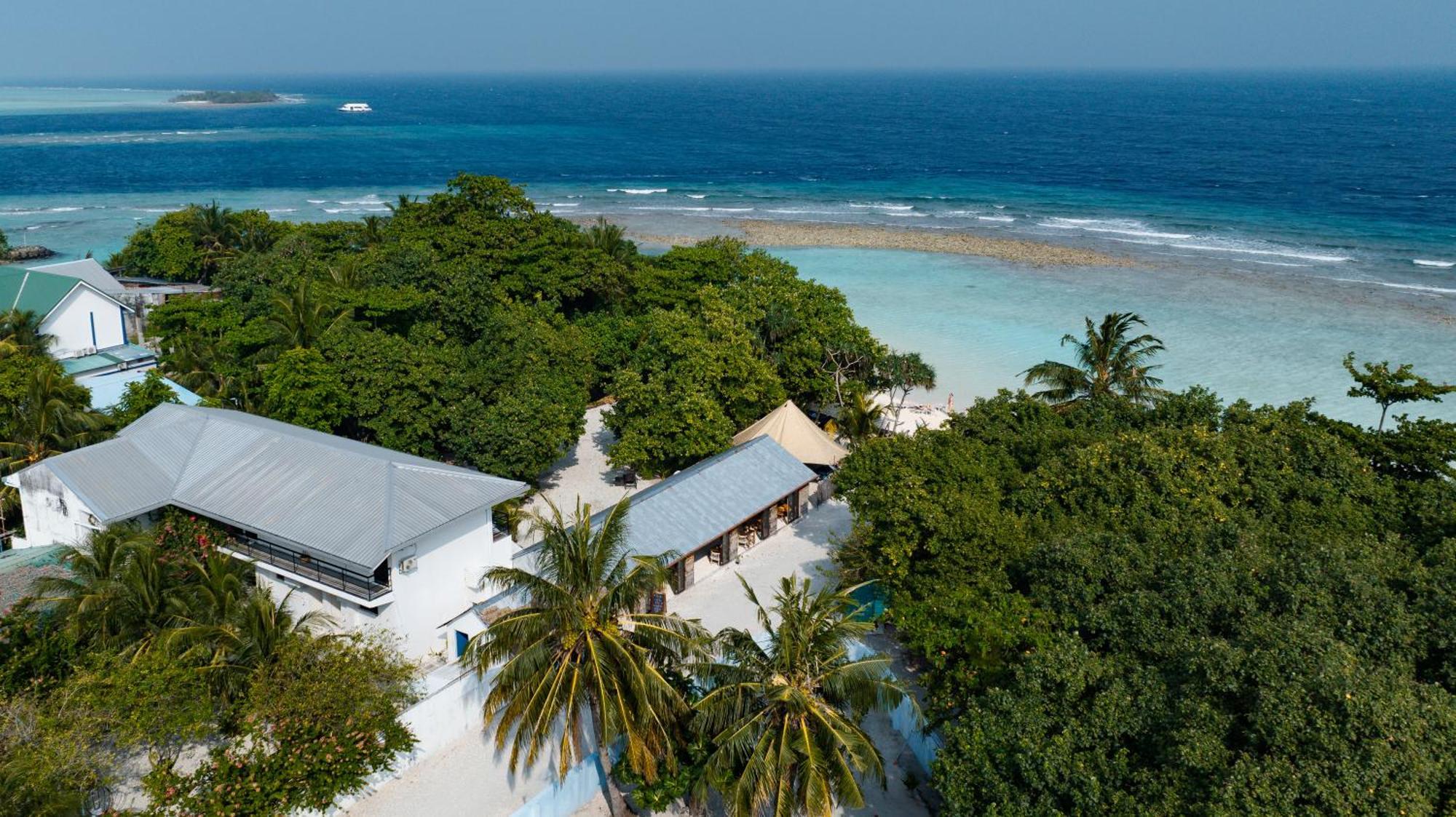 Tranquila Beach Hotel Rasdhoo Eksteriør billede