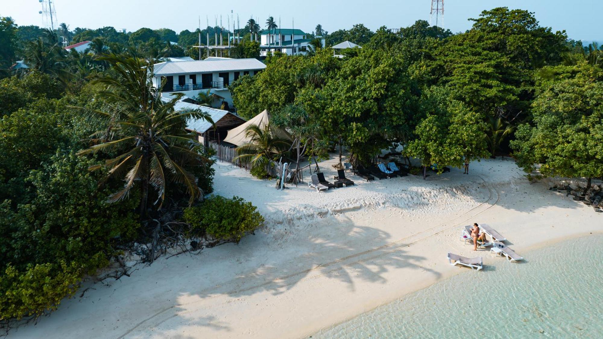 Tranquila Beach Hotel Rasdhoo Eksteriør billede