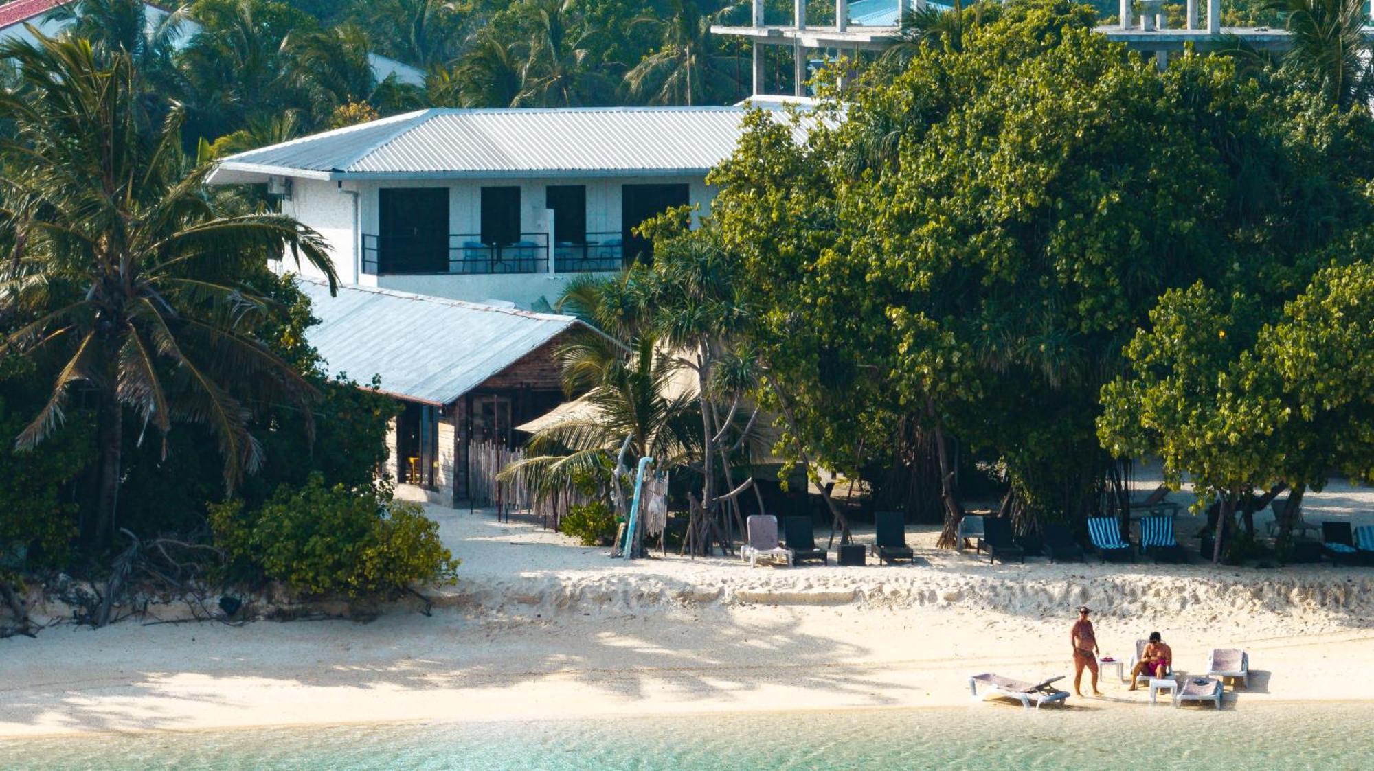 Tranquila Beach Hotel Rasdhoo Eksteriør billede