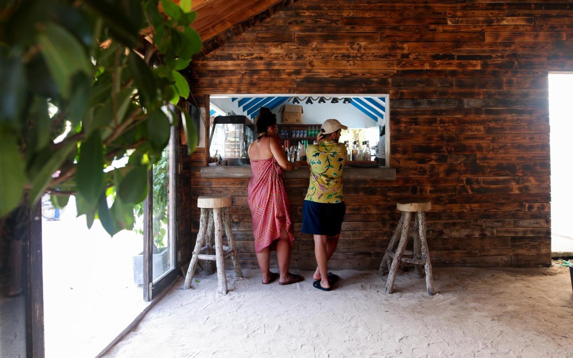 Tranquila Beach Hotel Rasdhoo Eksteriør billede