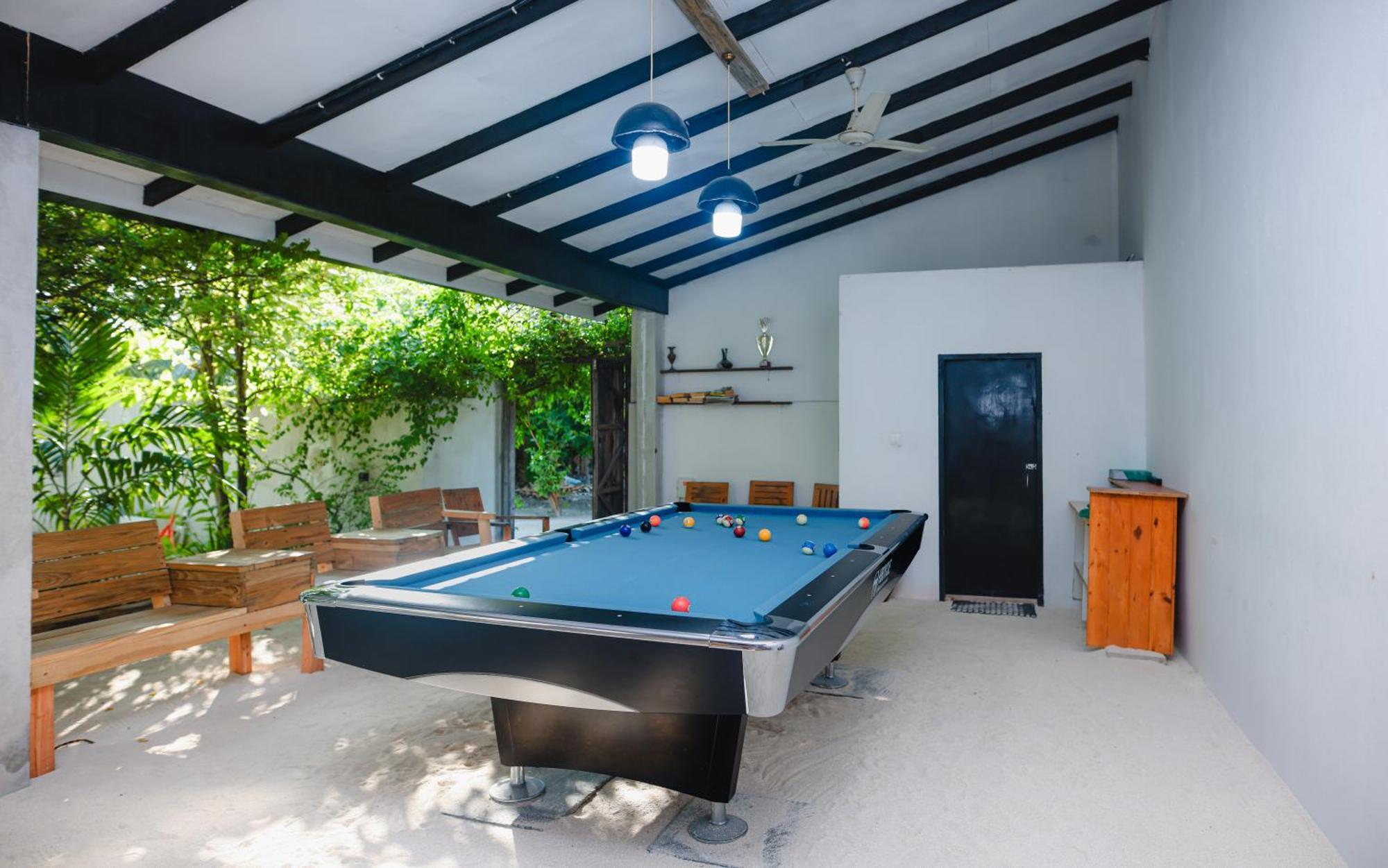 Tranquila Beach Hotel Rasdhoo Eksteriør billede