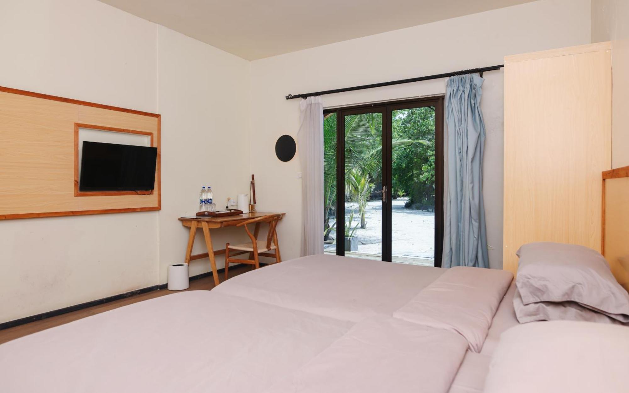 Tranquila Beach Hotel Rasdhoo Eksteriør billede